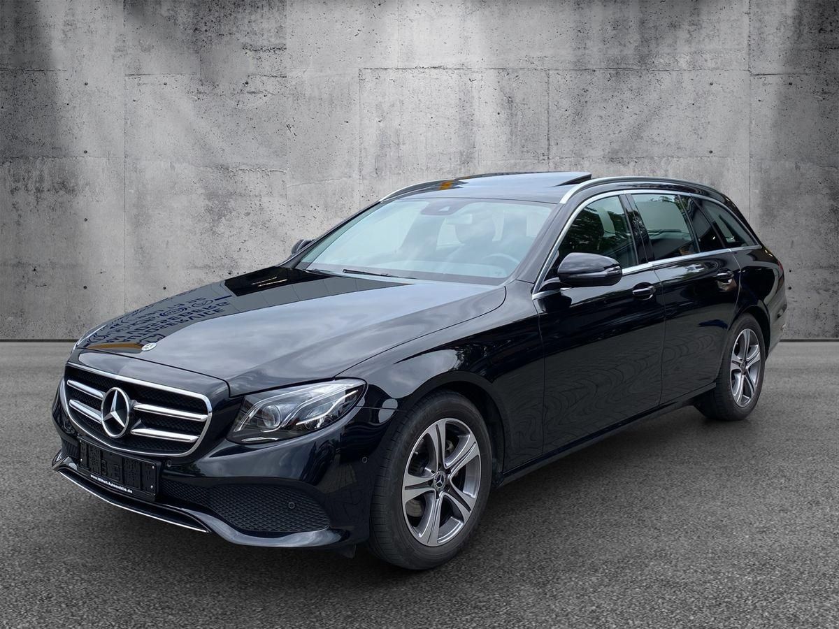 MERCEDES-BENZ E 220 2.0 CDI R.Kamera/Schiebedach/el.Heckkl./LE
