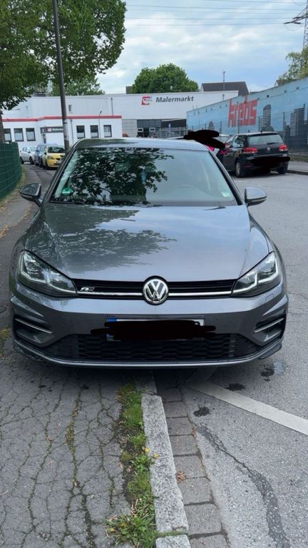 Image of Volkswagen Golf
