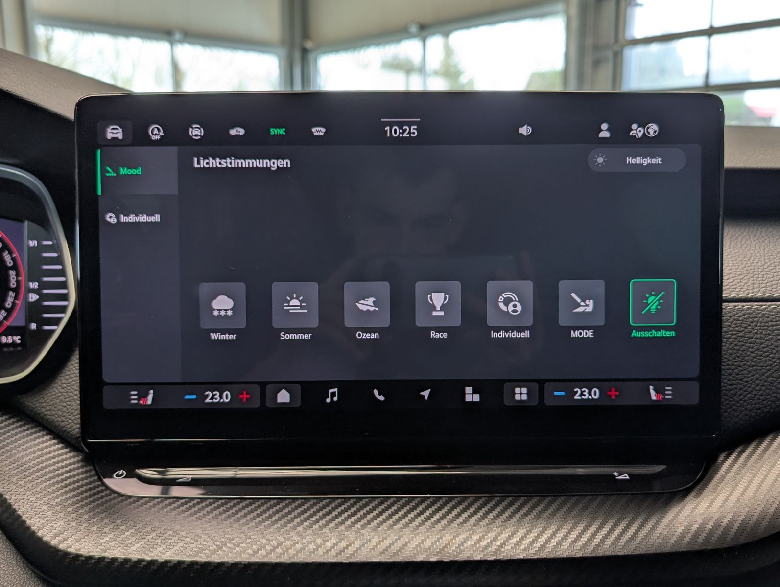 Immagine dell'auto: SKODA Octavia 2.0 TDI DSG Sportline Matrix Cam, anno di produzione 2015