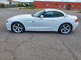 BMW Z4 sDrive20i  - BMW Z4: Weiß