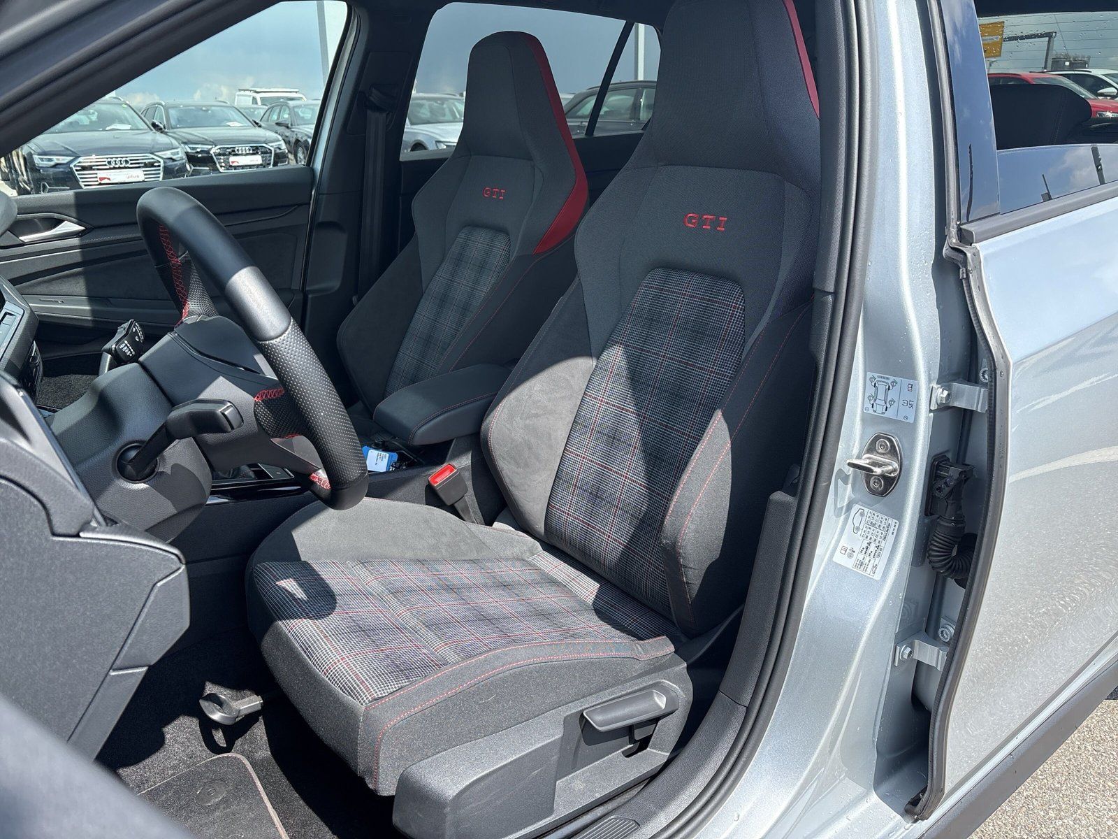 Volkswagen Golf - Bild 12