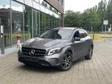 Mercedes-Benz GLA 180 Urban Line/NIGHT-PAKET/SHZ/NAVI/RFK/ - Mercedes-Benz GLA-Klasse in Bochum