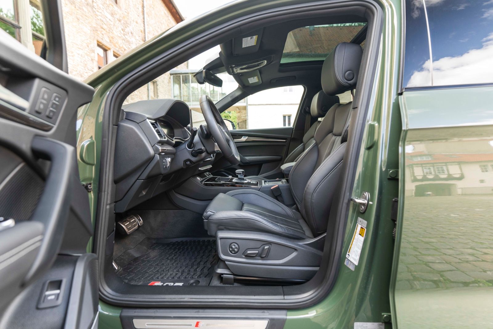 Fahrzeugabbildung Audi SQ5 3.0T SPORTBACK 360° B&O HUD MATRIX ACC PANO