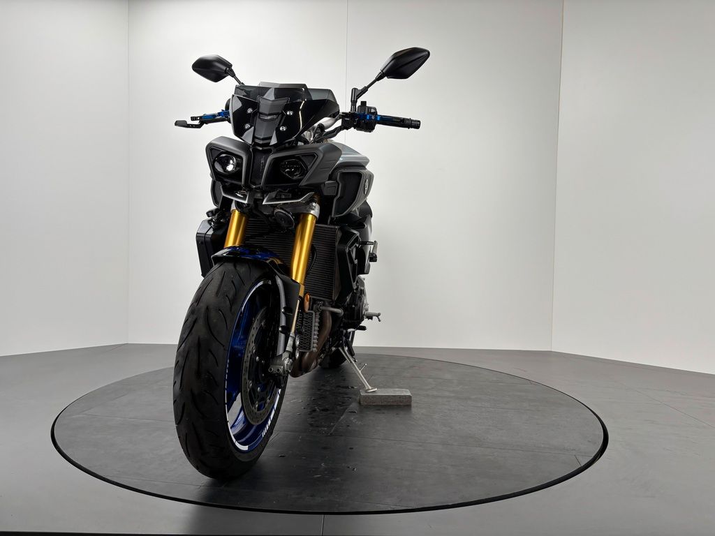 Fahrzeugabbildung Yamaha MT-10 SP *TOP-ZUSTAND *AKRAPOVIC