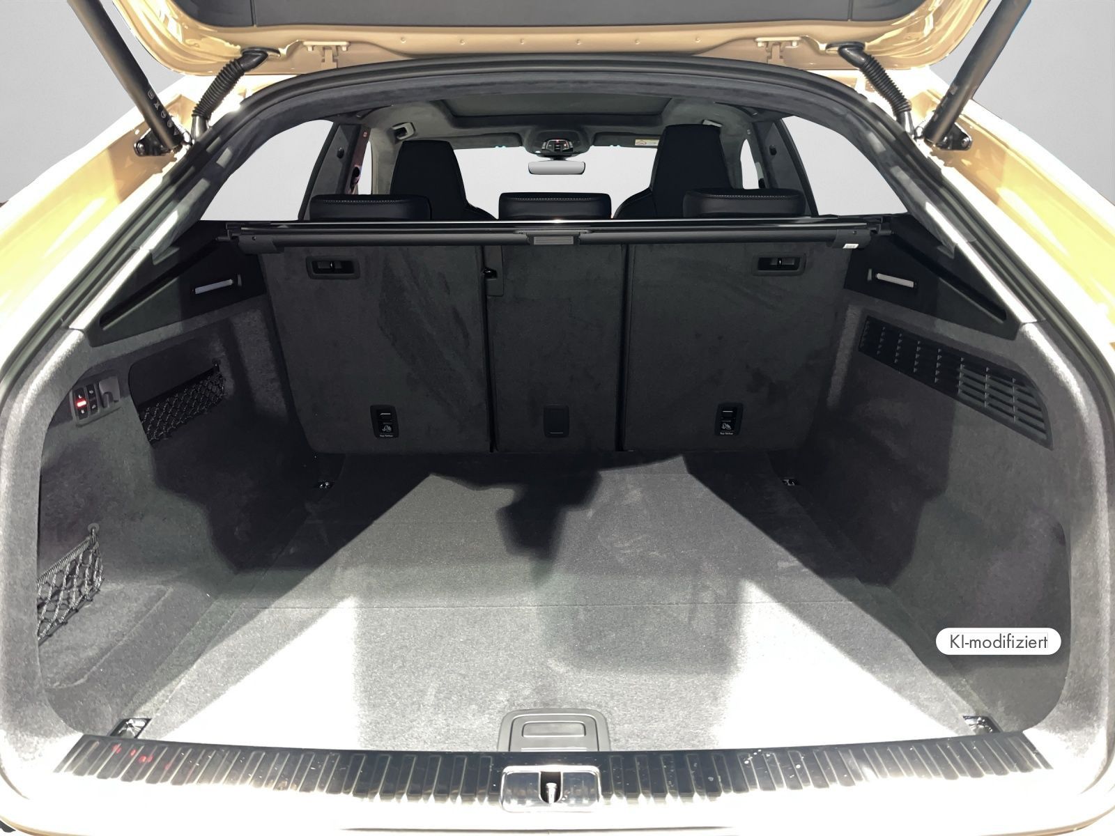 Audi SQ8 - Bild 16