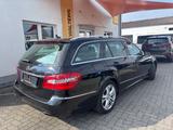Mercedes-Benz E 220 T-Modell = Garantie - Avantgarde - Ahk = - Mercedes-Benz E 220 aus 2012