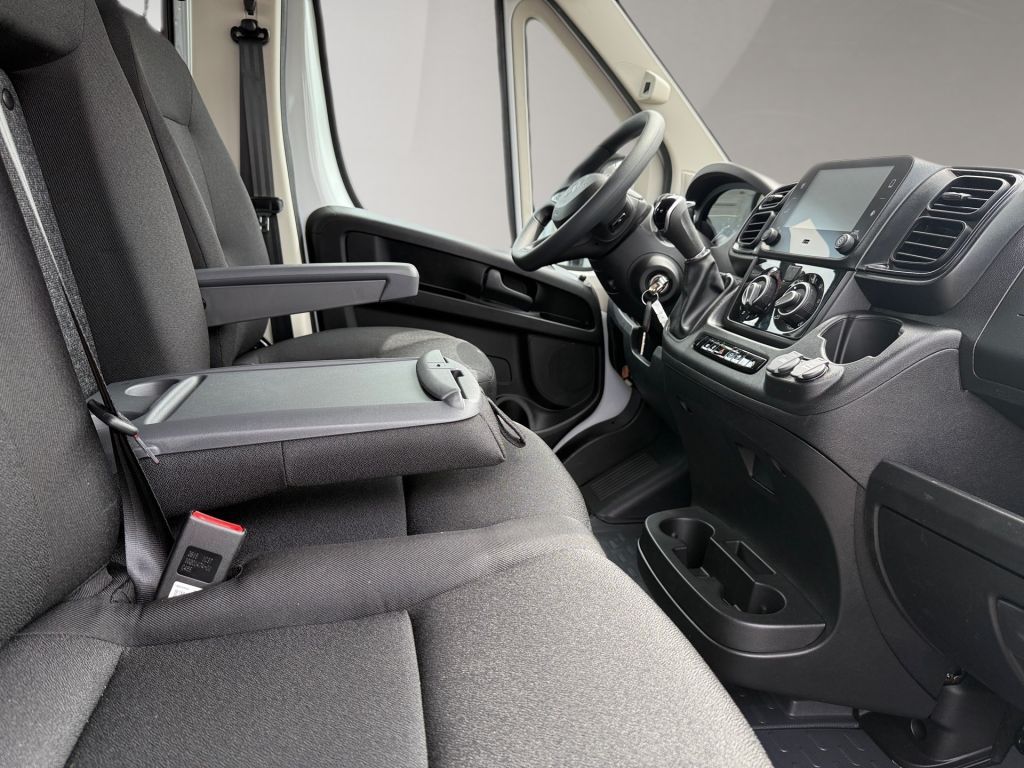 Fahrzeugabbildung Citroën Jumper 2.2 D 180 3.5T+ L3 Autm. 3-Seiten-Kipper