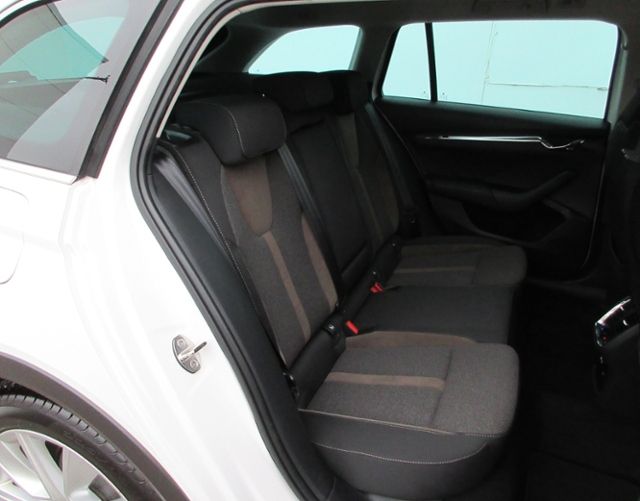 Octavia 2.0 TDI 4x4 DSG Scout AHK/MATRIX/18-ZOLL