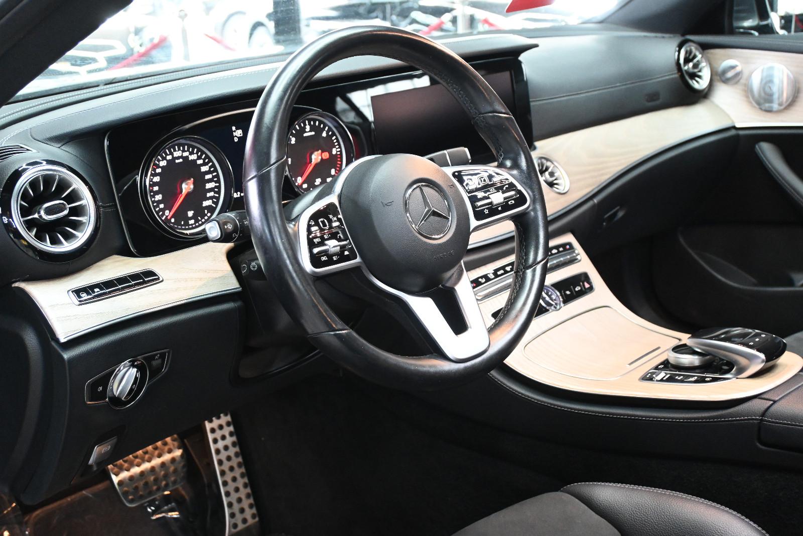 Mercedes-Benz E300 Coupe AMG/Pano/TW-Ass/Burmester/Kam/Distro