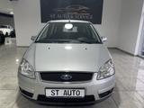 Ford Focus C-MAX Ghia - Ford Focus mit Benzin-Antrieb: Van