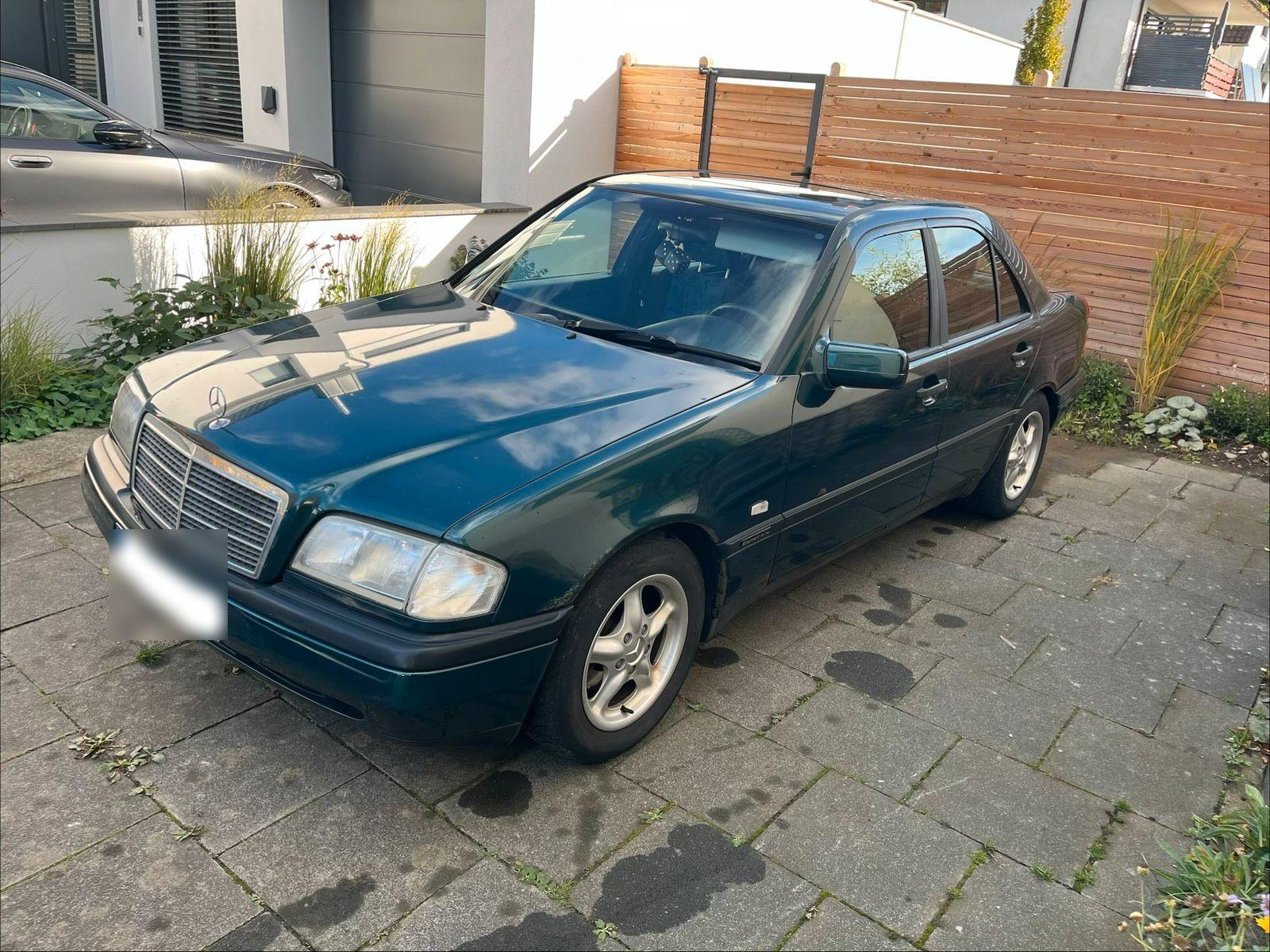 Mercedes-Benz C 180