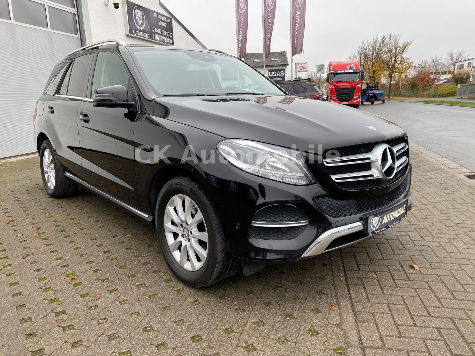 Fahrzeugabbildung Mercedes-Benz GLE 350d 4Matic/Navi/Rückfahrkamera/Tempomat