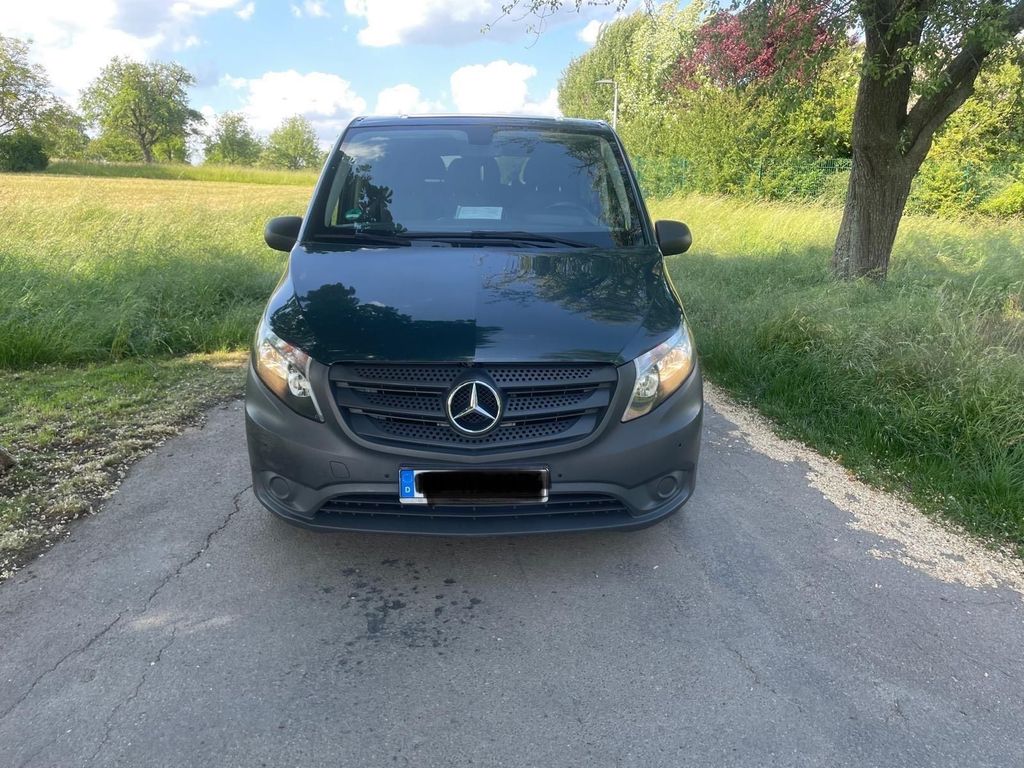 Image of Mercedes-Benz Vito