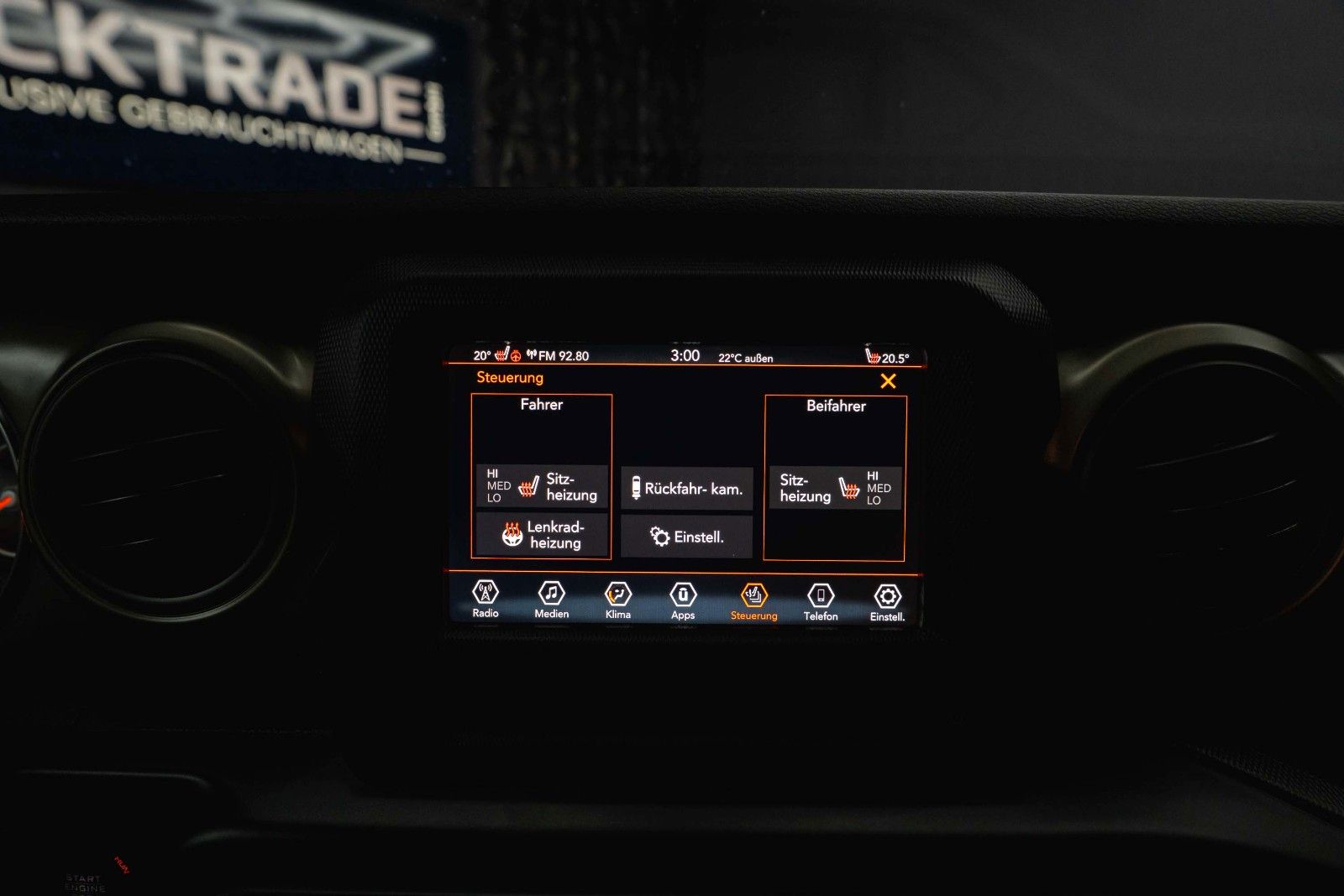 Fahrzeugabbildung Jeep Wrangler 2.0 T UNLIMITED SPORT S OFFROAD 4x4 LED