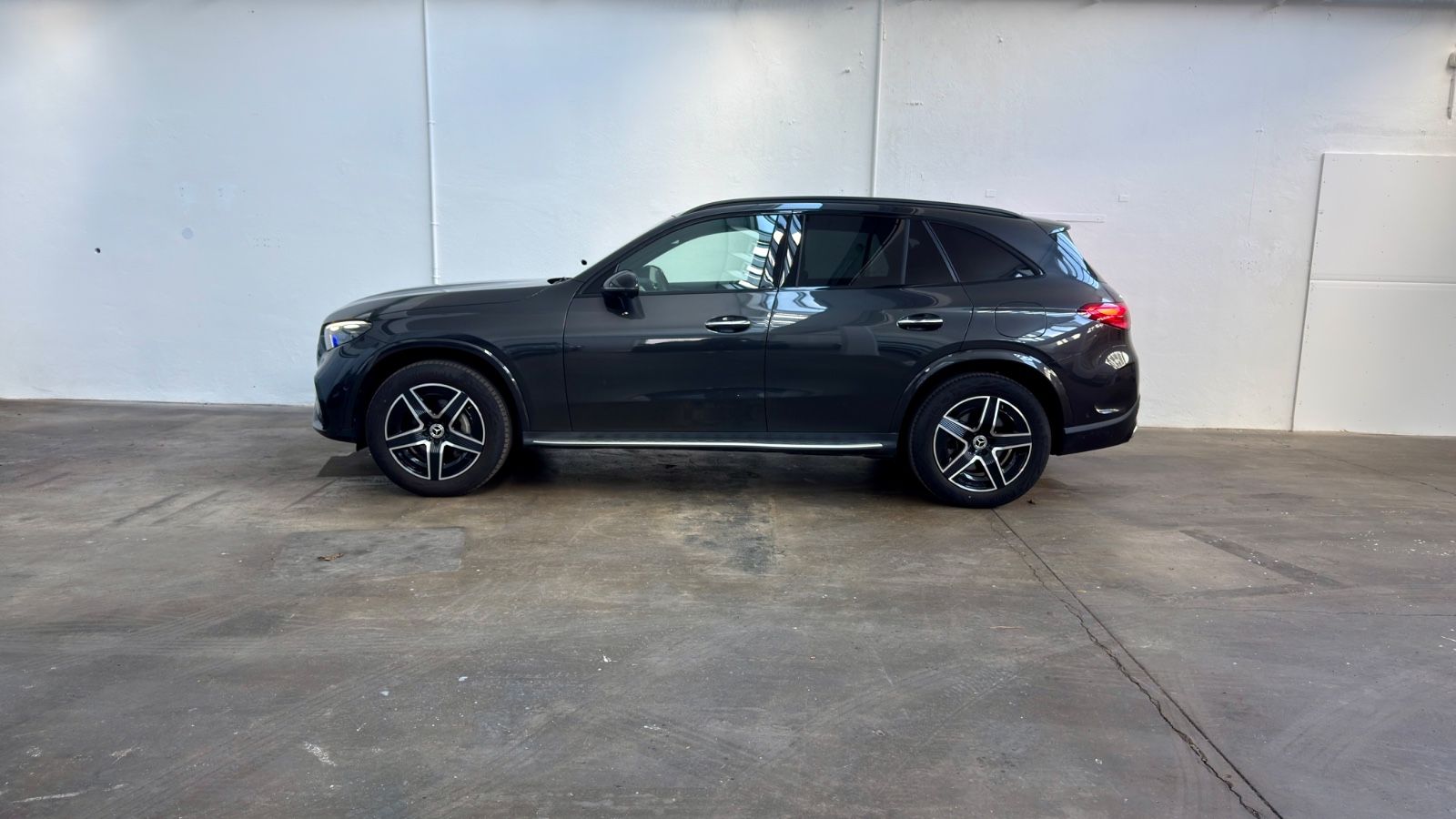 Mercedes-Benz GLC 400 e 4MATIC AT mit EQ Hybrid Tech imagem 2