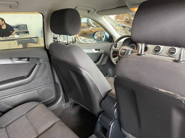 Audi A3 Sportback 1.6 Attraction *TEMPOMAT*SZHZ*KLIMA