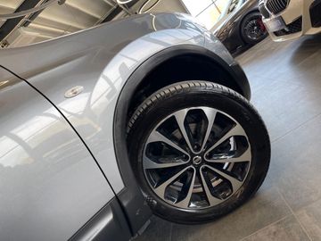 Nissan Qashqai+2 4x4 *7SITZE*PANO*360 KAMERA*XENON*