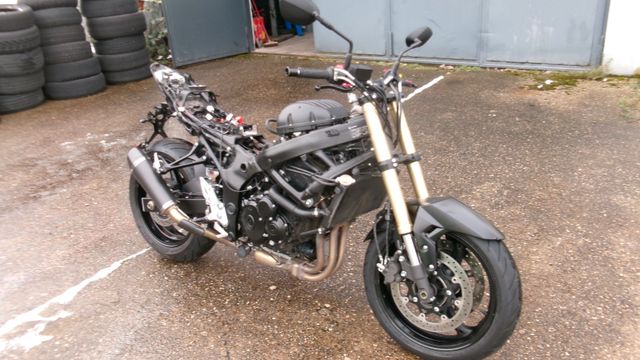 Suzuki GSR 750 *ABS*Diebstahl Schaden*