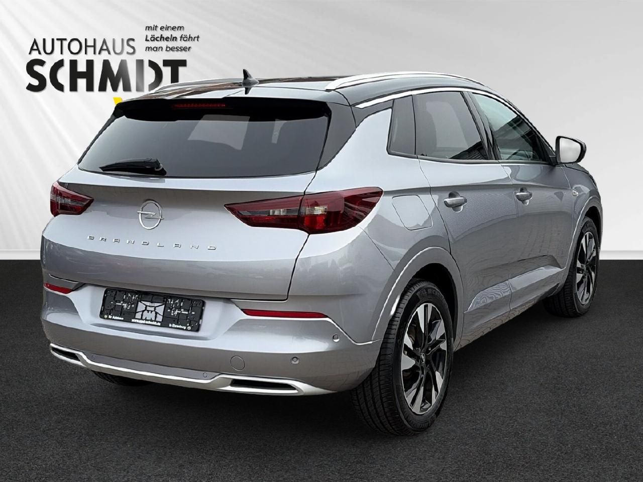 Fahrzeugabbildung Opel Grandland 1,6 Ultimate Plug-in-Hybrid