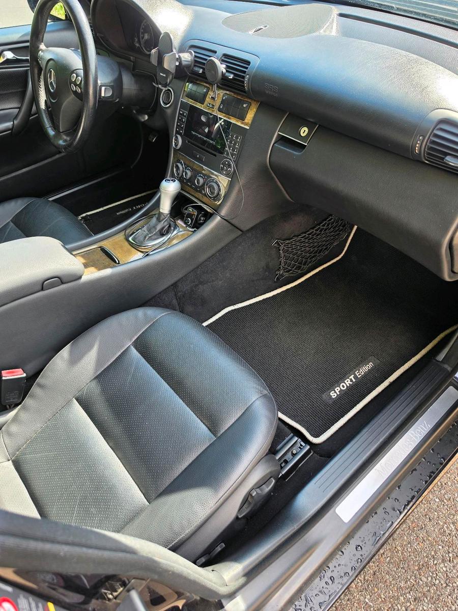 Mercedes-Benz 320 2006 — photo 8
