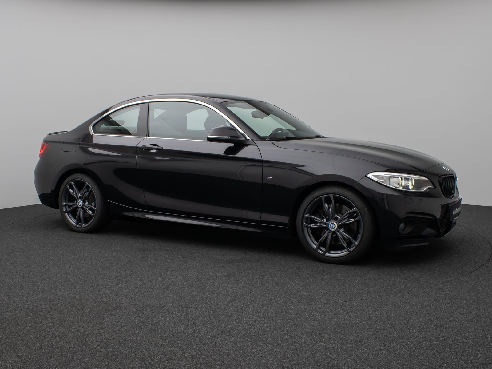 Fahrzeugabbildung BMW 228i Coupé M Sport NaviPro DAB HiFi Xenon PDC