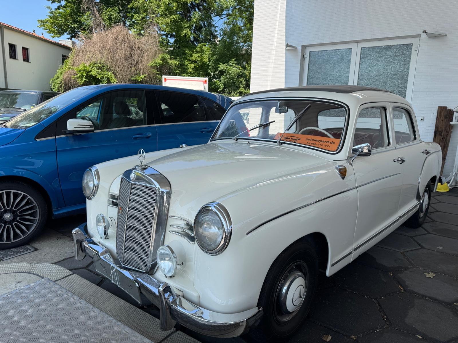 Mercedes-Benz 180d Oldtimer Ponton, großes Faltdach,Sch