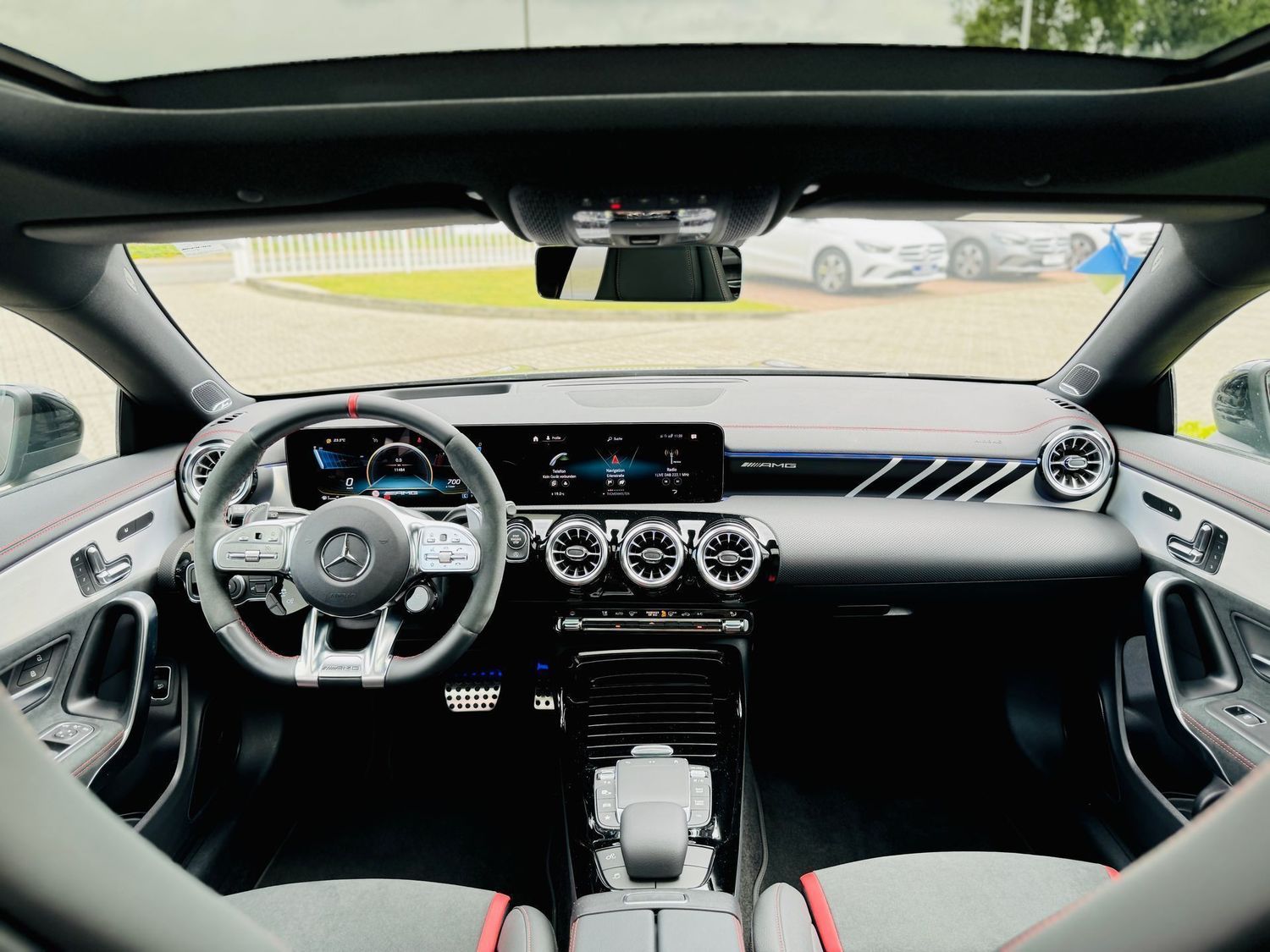 Fahrzeugabbildung Mercedes-Benz CLA 35 AMG Shooting Brake 4M AMG, Memory, Aerody
