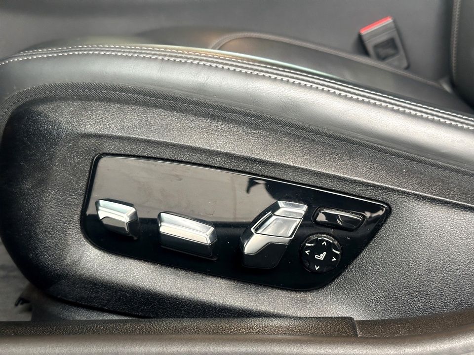 BMW 530i xDrive Touring Pano HUD AHK H&K DrAssProf foto 18