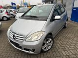 Mercedes-Benz A 160*Avantgarde*Automatik*STANDHEIZUNG* - Mercedes-Benz A 160 in Köln