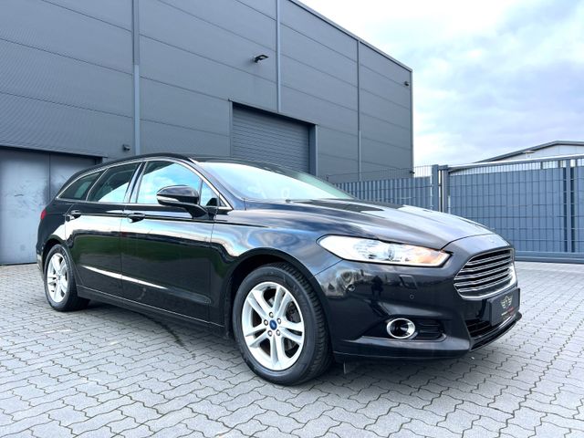 Ford Mondeo 2,0TDCiTurnier Titanium+KAMRA+NAV+TEM+AHK