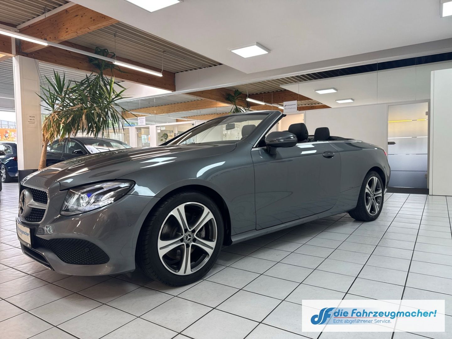 Fahrzeugabbildung Mercedes-Benz E 220 -Klasse Cabrio d  Navi Leder Memory Sitze