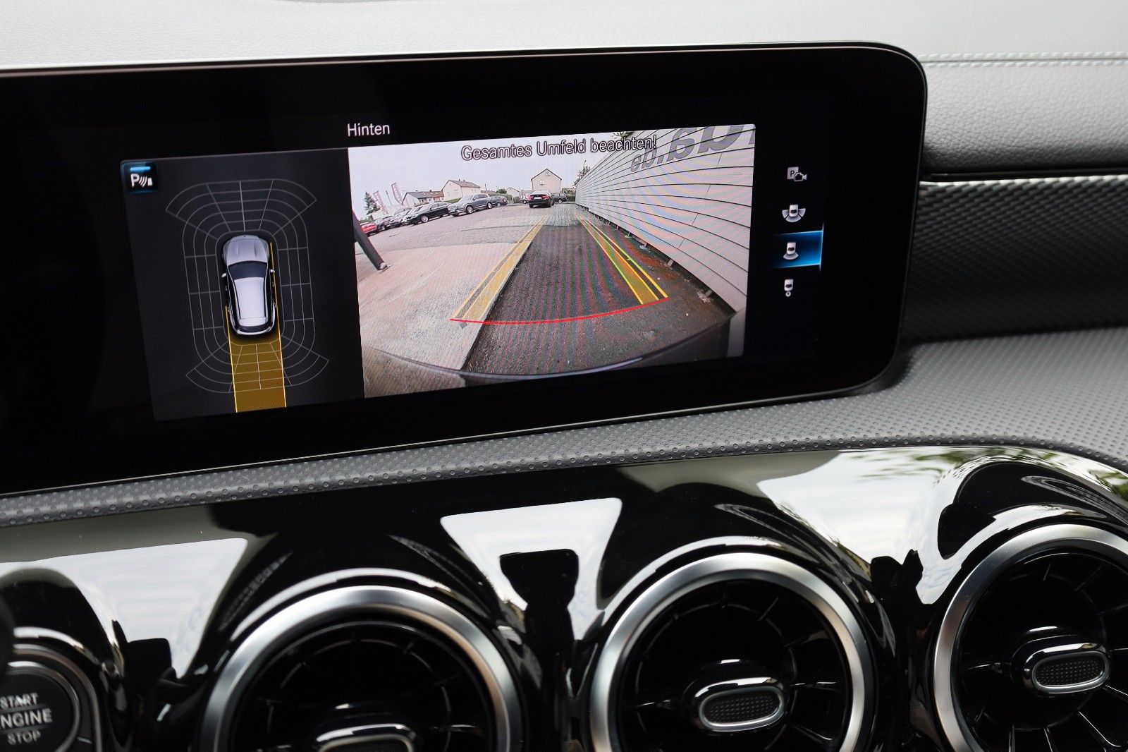 Fahrzeugabbildung Mercedes-Benz CLA 200d SB Leder,Navi,LED,Kamera,SH,SR+WR