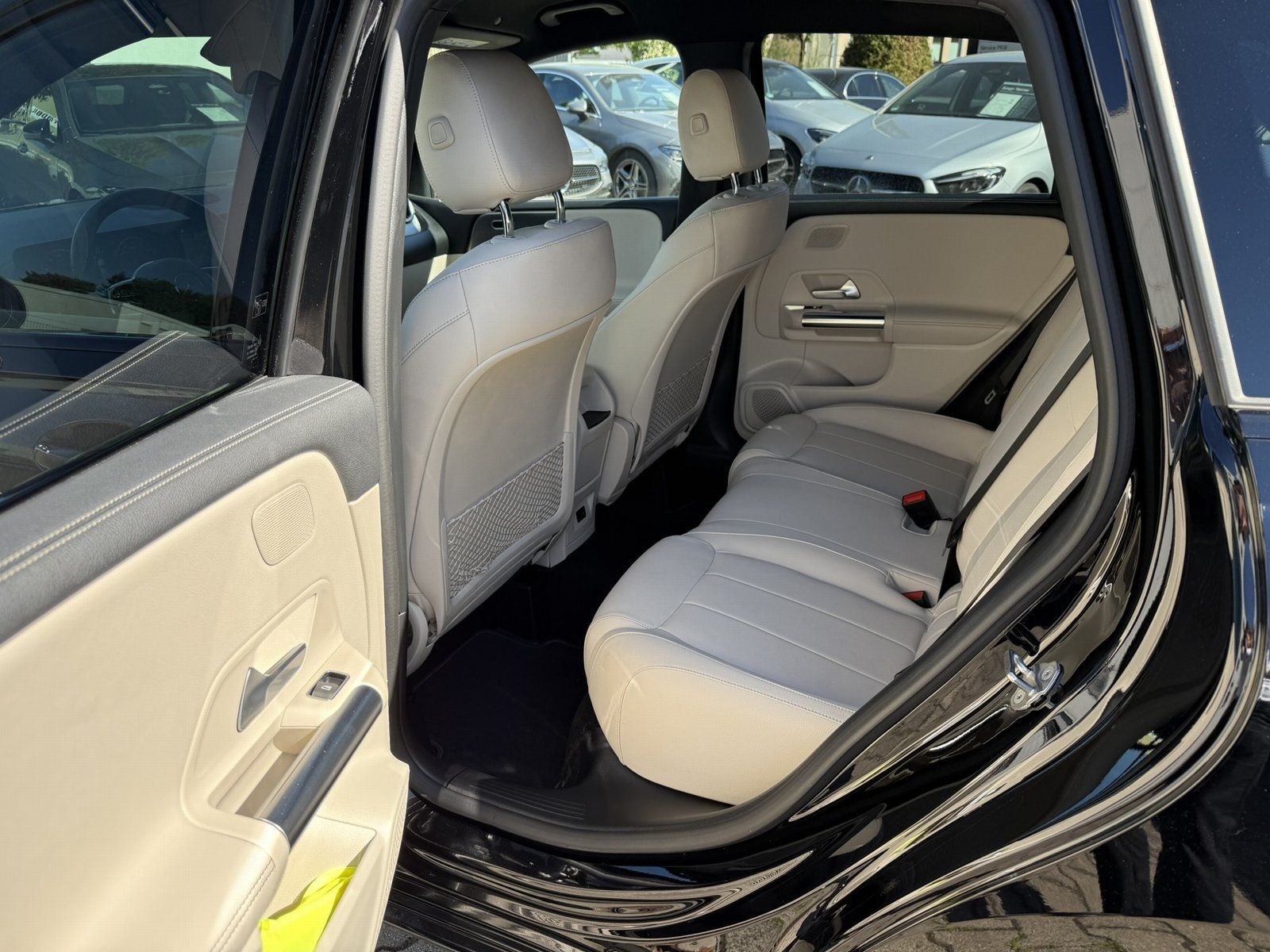 Fahrzeugabbildung Mercedes-Benz B 200 Progressive KAMERA*MULTIBEAM*NIGHT-PAKET*