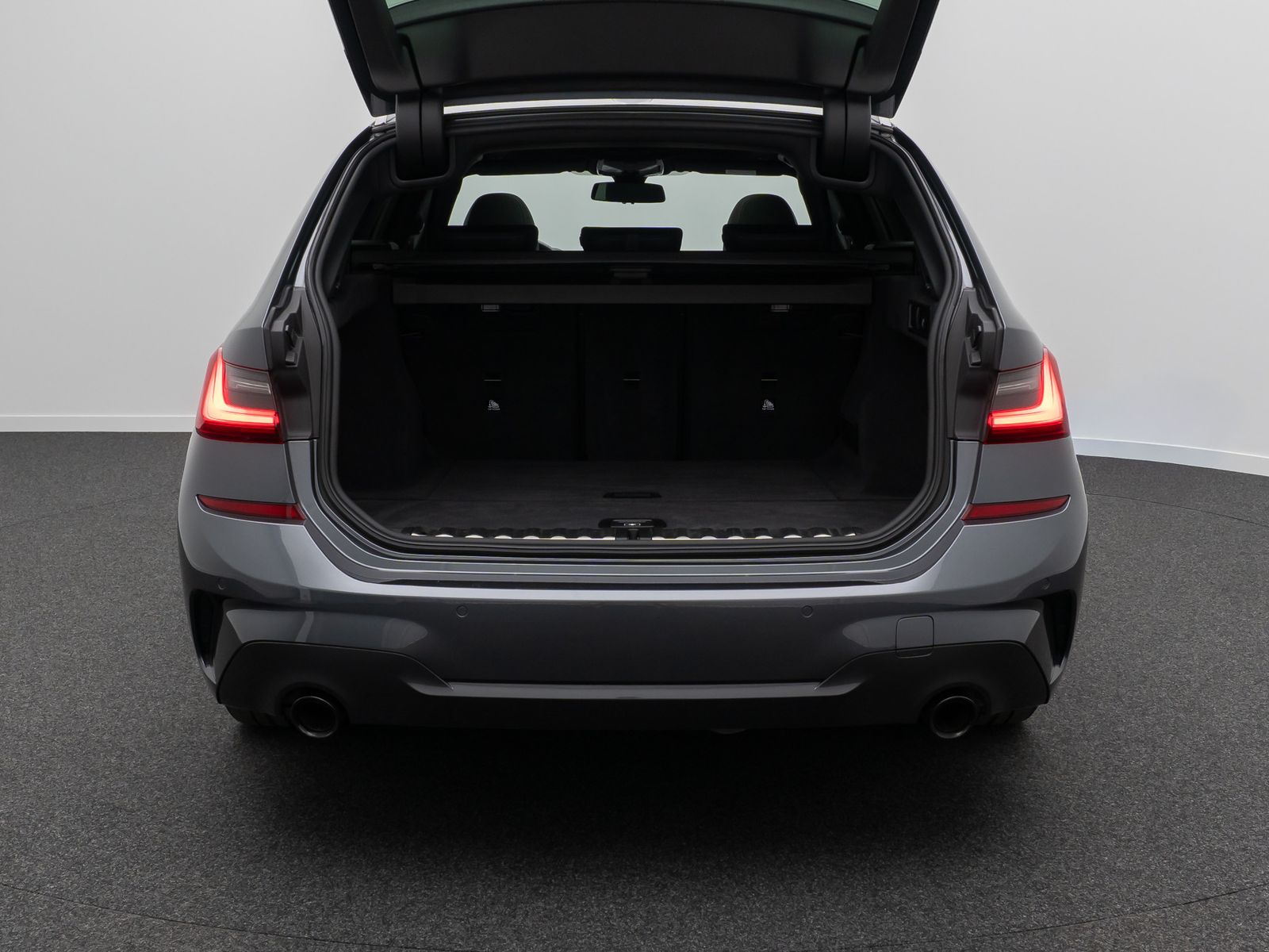 Fahrzeugabbildung BMW 330d xD M Sport DAB Kamera AHK Laser HiFi Komfor