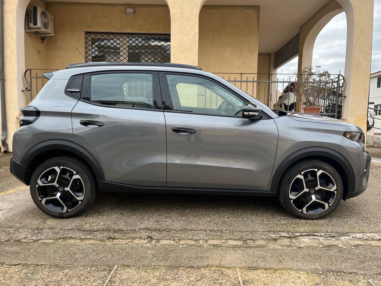 Citroën Citroen C3 1.2 PureTech 100cv S&S Pack Plus imagem 2