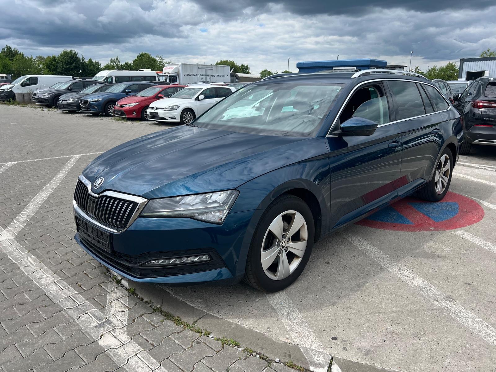 Skoda Superb Ambition 2.0 150ps/Virtual/Kamera/Keyless