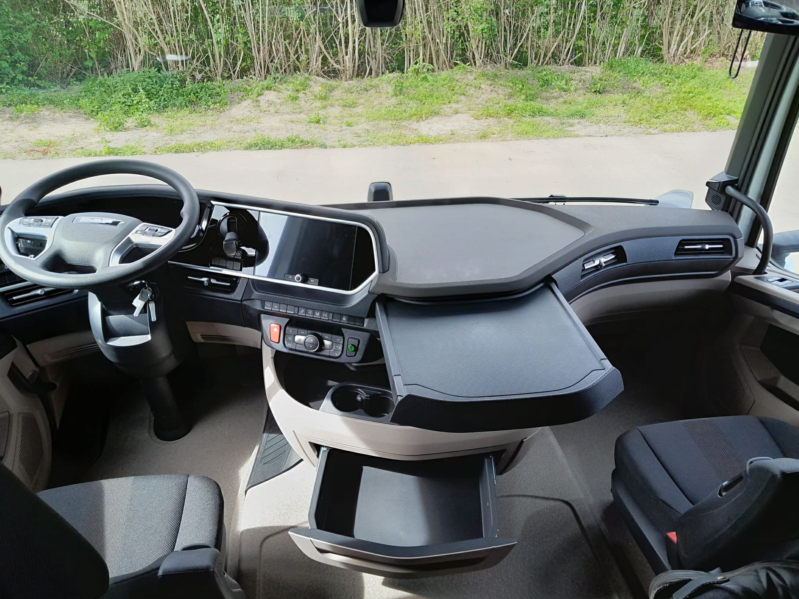 Fahrzeugabbildung DAF FAN XG 480 Multiwechsler 1120-1320