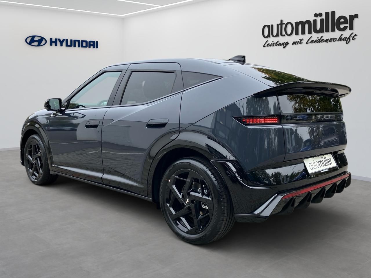 Fahrzeugabbildung Hyundai IONIQ 3 (MY27) 61 kWh (135 PS) 2WD N Line SHZ*LH