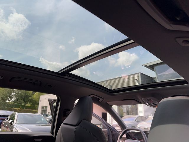 SQ6 e-tron quattro 360 kW