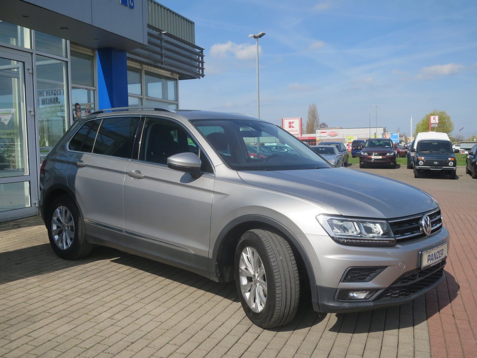 Volkswagen Tiguan  1.5 TSI LED Navi ACC  Comfortline OPF (E foto 3