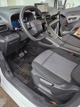 Toyota Proace City 1,5-l-D-4D 96kW L1 Teamplayer Au... - Toyota Proace City von privat