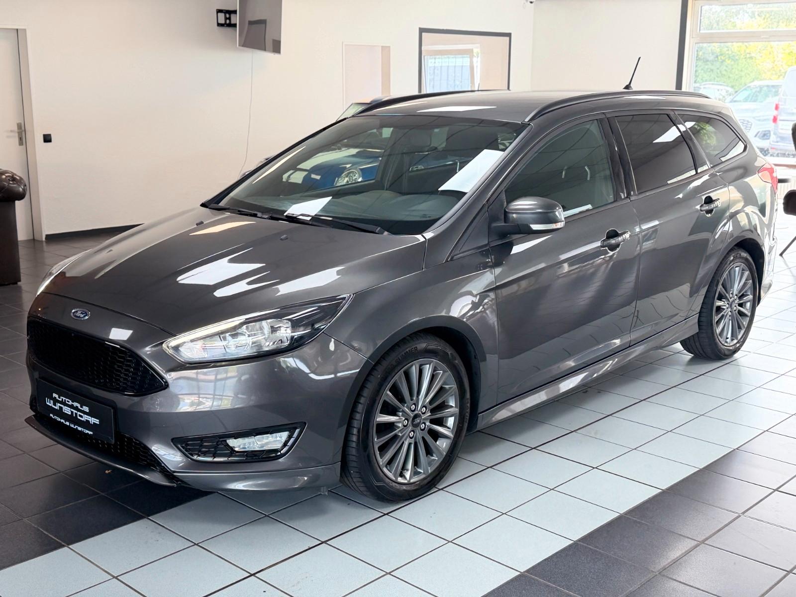 Ford Focus Turnier ST-Line LED/SHZ/NAVI/BT/PDC/ZR NEU