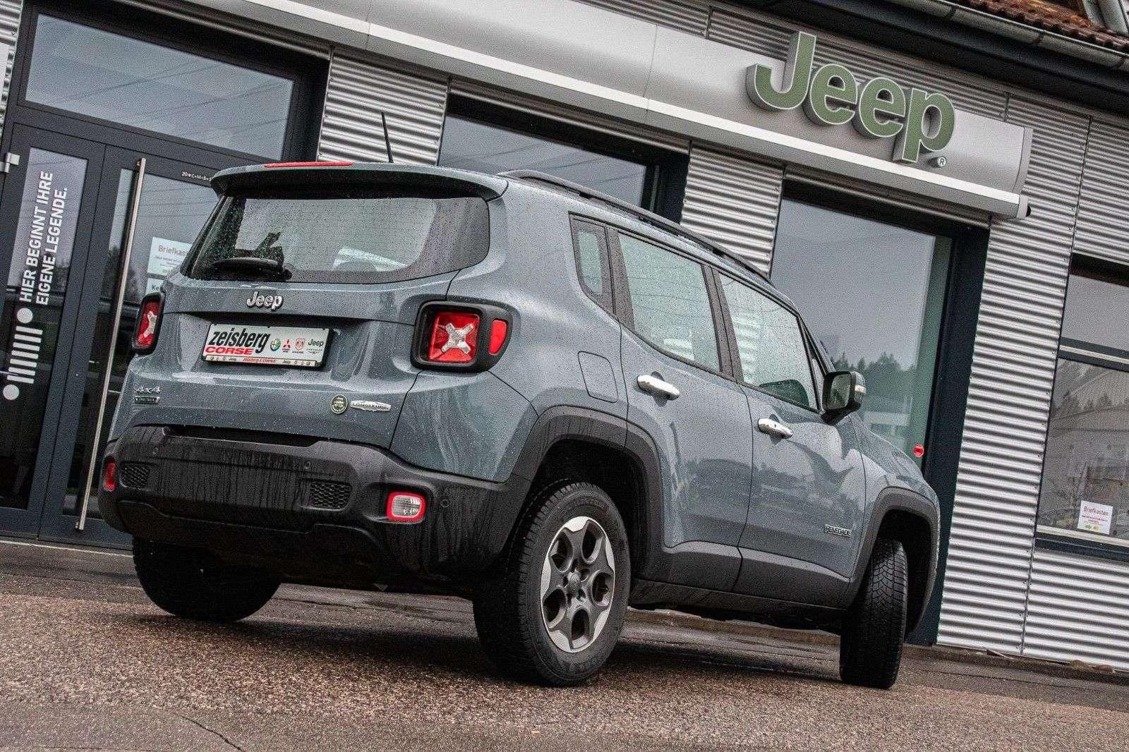 Fahrzeugabbildung Jeep Renegade Longitude 2.0l MultiJet 4WD 6MT*1.Hd