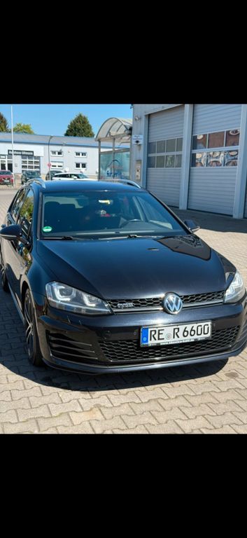 Image of Volkswagen Golf