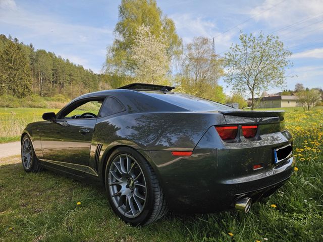 Chevrolet Camaro 6.2 V8 SS