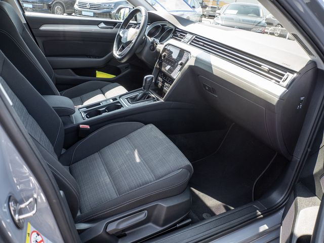 Passat Variant 2.0 TDI Business SHZ NAVI ACC LED