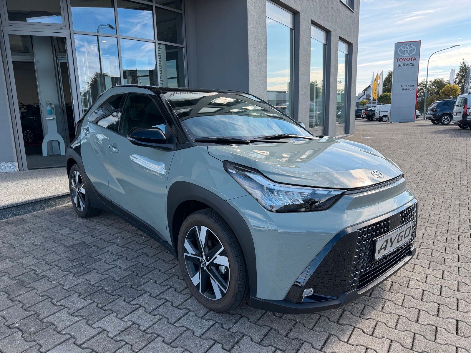 Toyota Aygo X 1.5l Hybrid Style*SHZ,Kamera,PDCv+h* imagem 3