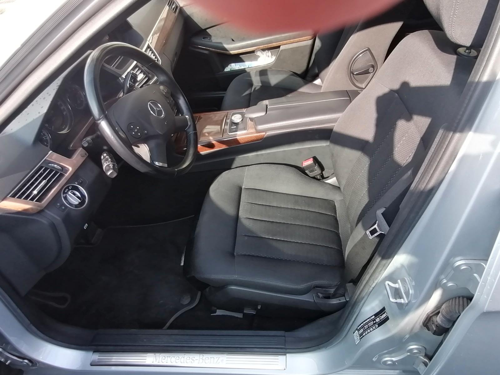 Mercedes-Benz E 220 CDI T BlueEFFICIENCY ELEGANCE ELEGANCE