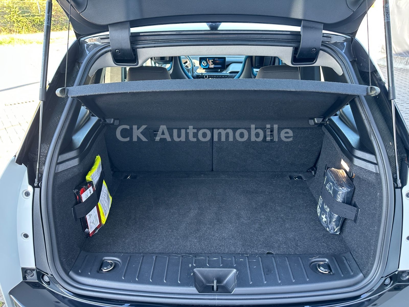 Fahrzeugabbildung BMW i3 REX Hybrid Range Extender/Defekt