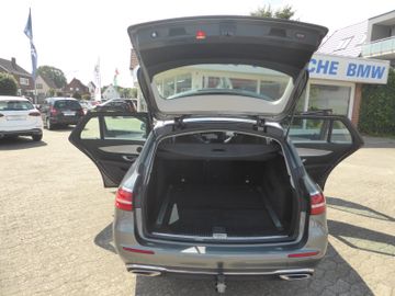 Mercedes-Benz E-Klasse E 250 T Avantgarde AHKNaviR-KamLEDG